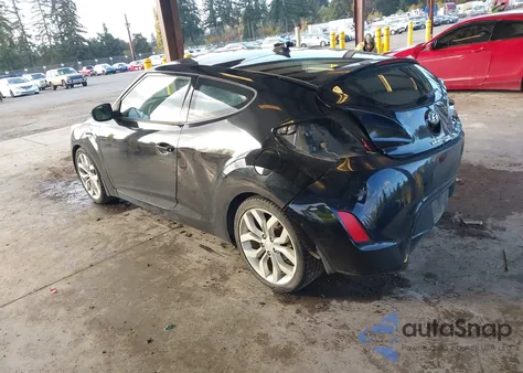 2013 Hyundai Veloster Base W/Black from USA, damaged, VIN KMHTC6ADXDU138664